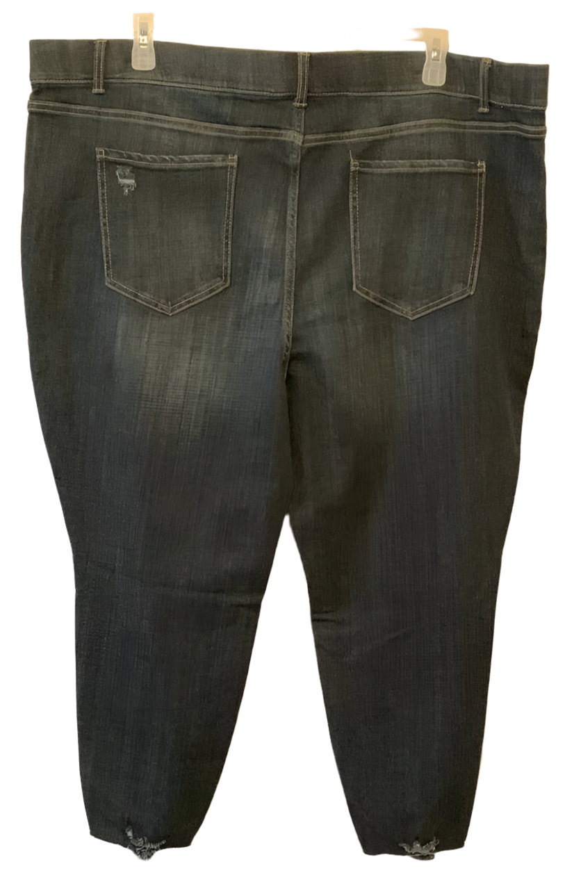 LADYS FULL FIGURE CAPRI