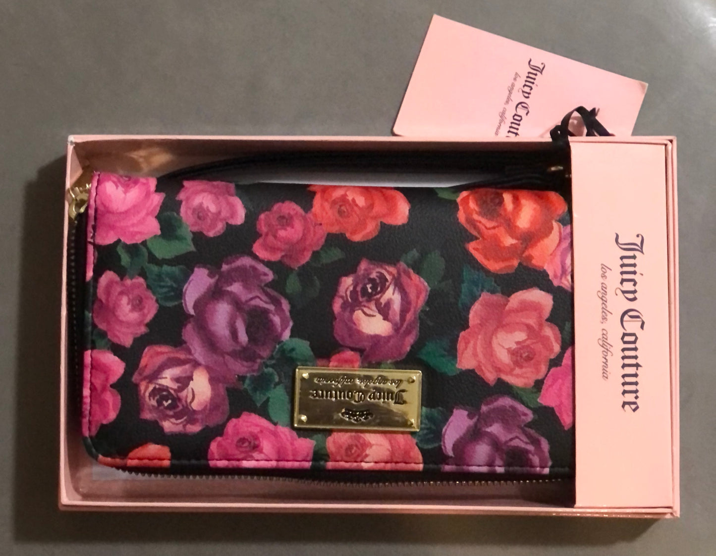 Juicy Couture Triple Gusset Zip Around