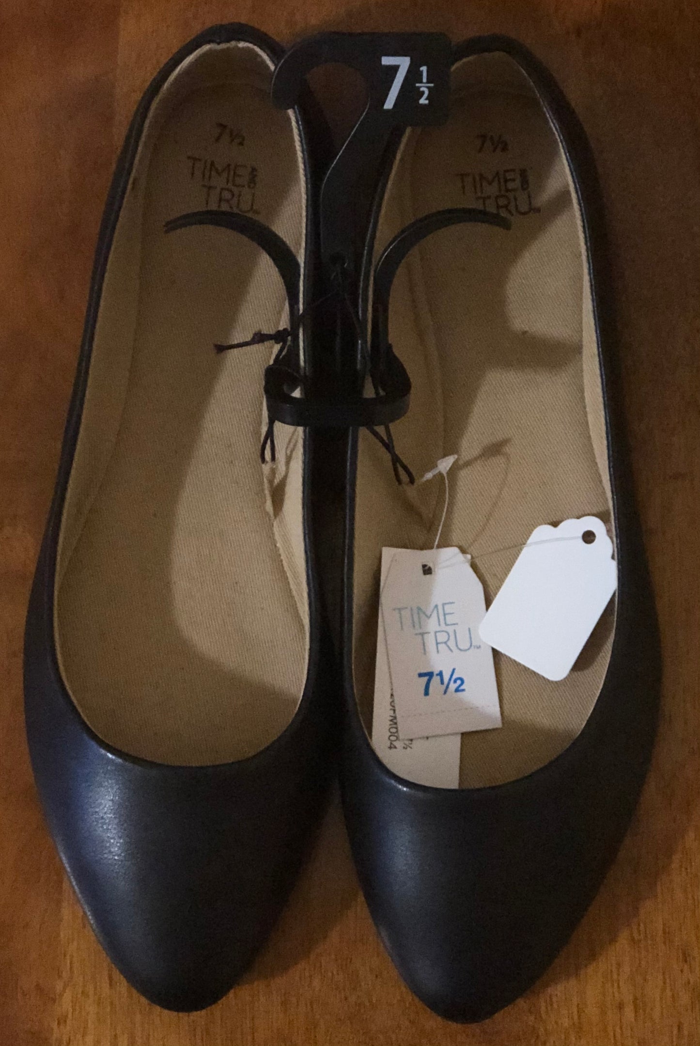 Time And Tru Comfort Flat