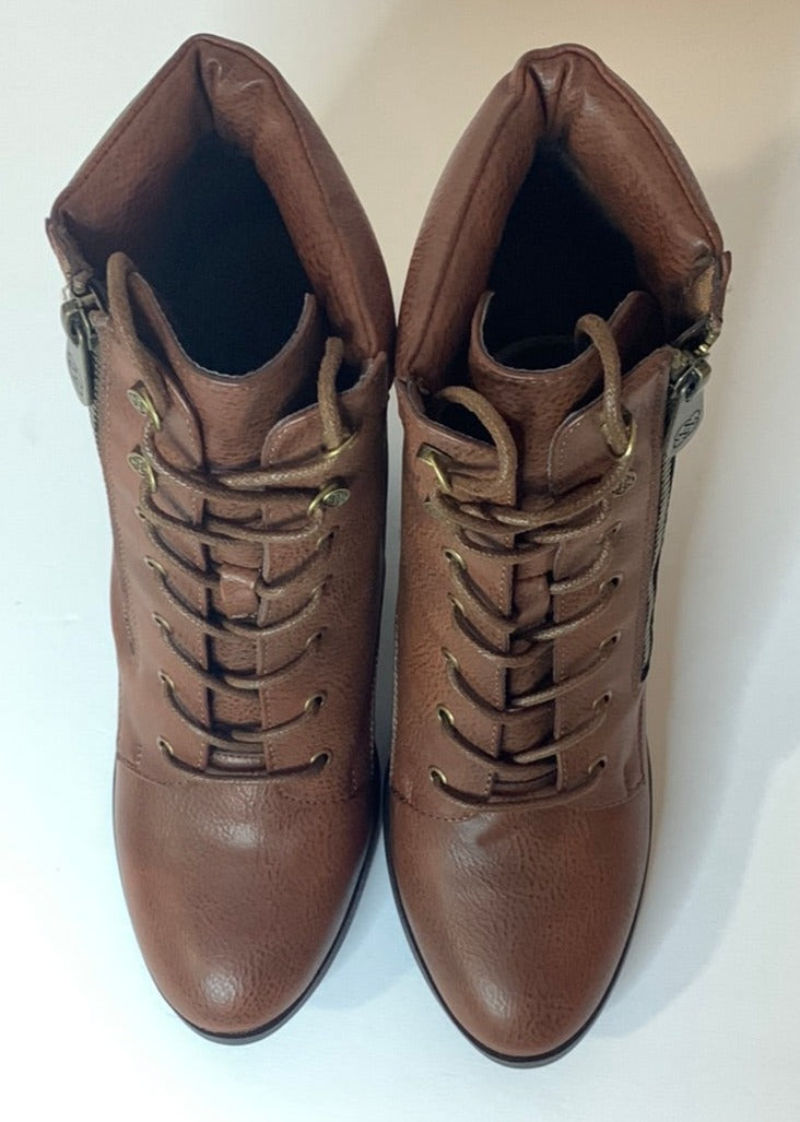 Lady's Boot Daisy Fuentes
