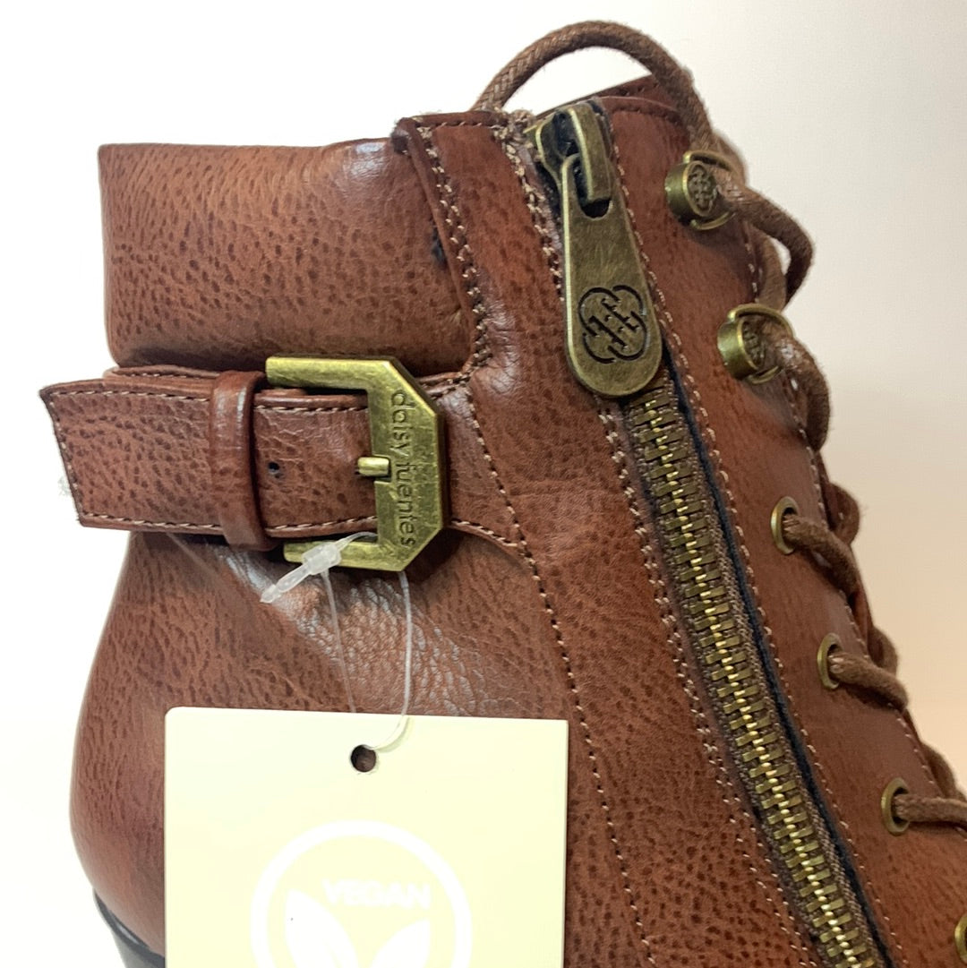 Lady's Boot Daisy Fuentes