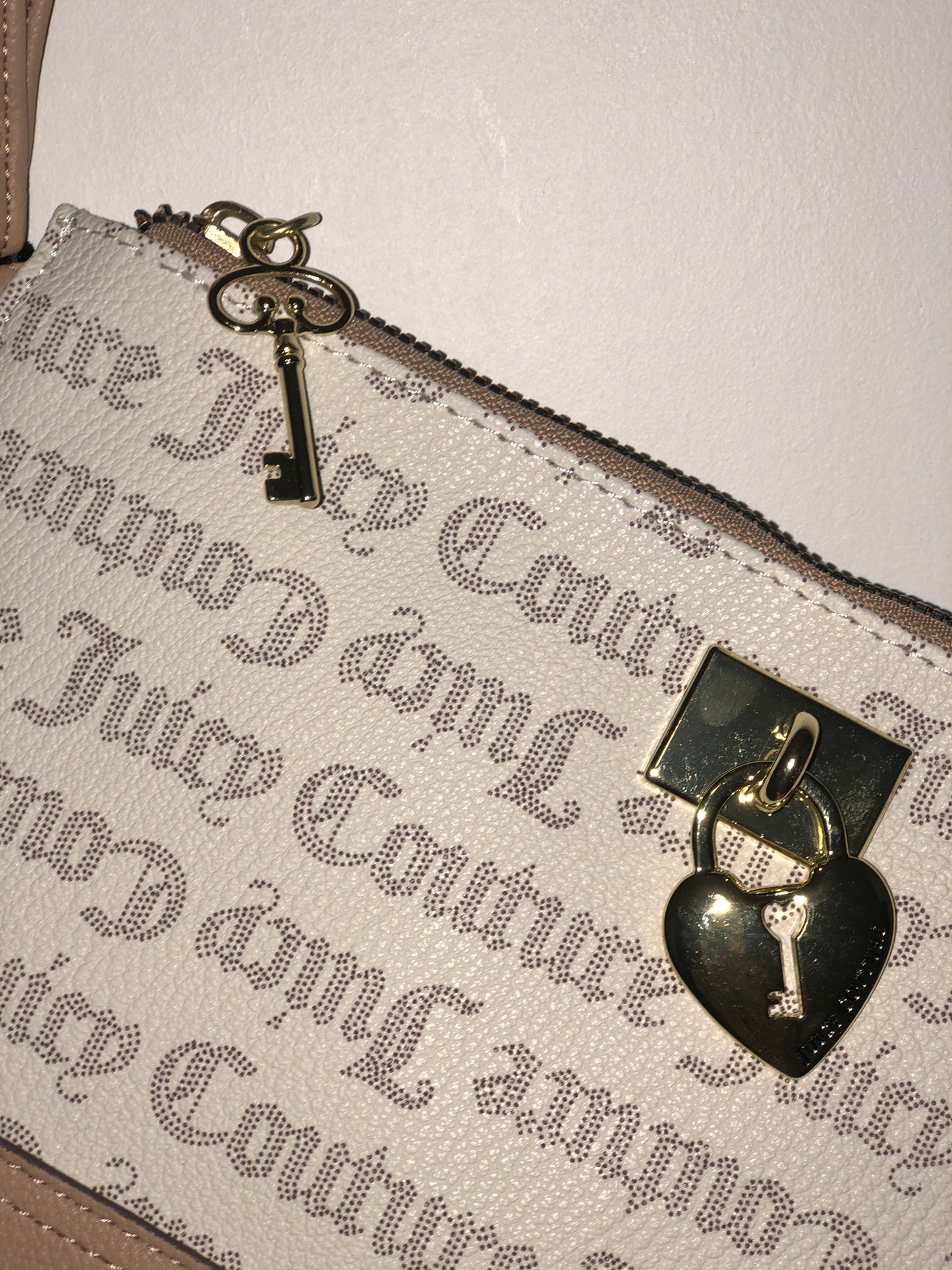 JUICY COUTURE WRISTLET